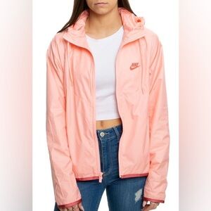 #36 NIKE Baby Pink/Bleached Coral Windbreaker Size M